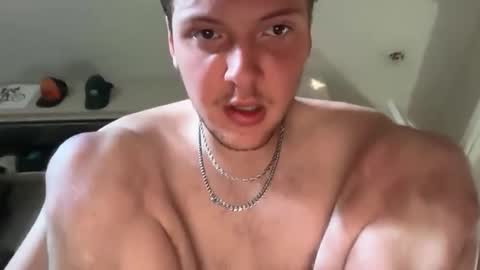 lausfavorite online show from 10/24/25, 02:57