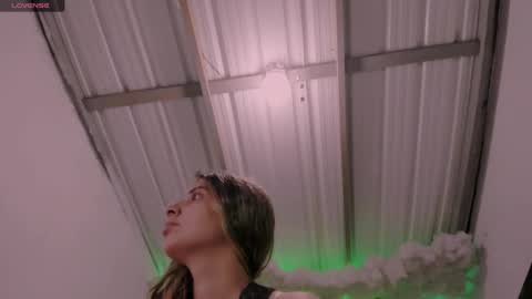 Lauu G online show from 02/27/25, 02:32