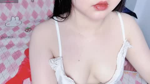 Snapshot of lavender_02 chatting on 05/09/26, 04:01 Tina online show from 05/09/26, 04:01