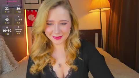 Snapshot of lavender_tender chatting on 02/20/26, 08:31 Lav online show from 02/20/26, 08:31