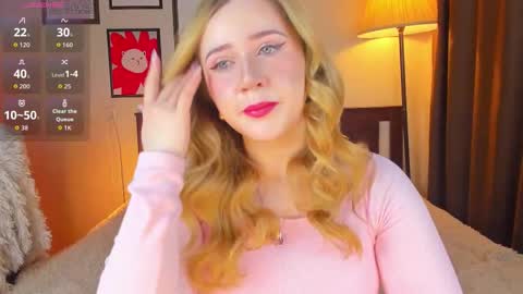 Snapshot of lavender_tender chatting on 02/28/26, 05:30 Lav online show from 02/28/26, 05:30