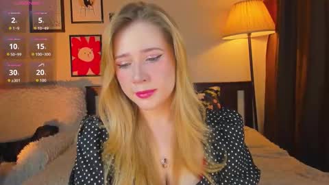 Snapshot of lavender_tender chatting on 03/06/26, 05:15 Lav online show from 03/06/26, 05:15