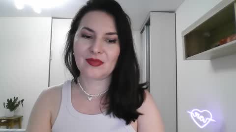 Diana  online show from 02/04/25, 07:55