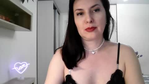 Diana  online show from 03/10/25, 10:24