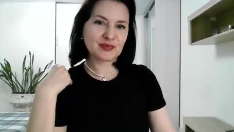 Diana  online show from 09/19/25, 05:35