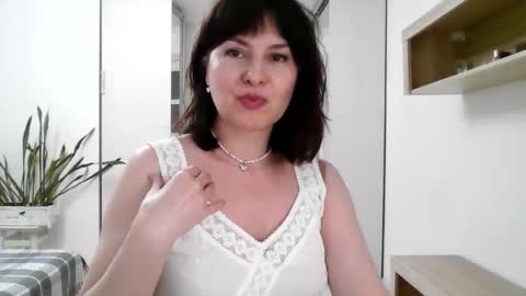 Diana  online show from 09/22/25, 06:21