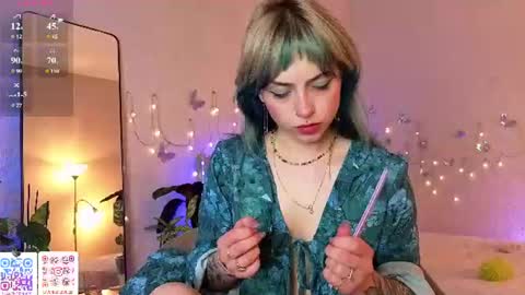 Snapshot of lavenderlav chatting on 06/15/26, 07:38 Melissa online show from 06/15/26, 07:38