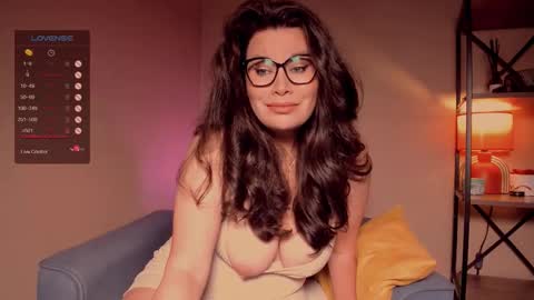 Laverna online show from 09/16/25, 01:50