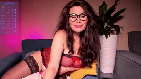 Laverna online show from 11/08/25, 02:56