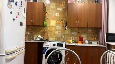 Alice online show from 12/18/25, 05:19