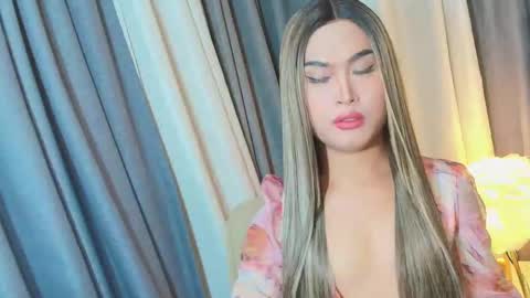 Victoria online show from 09/18/25, 12:51