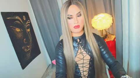 Victoria online show from 10/04/25, 05:44