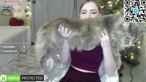 Mia online show from 12/01/24, 10:21