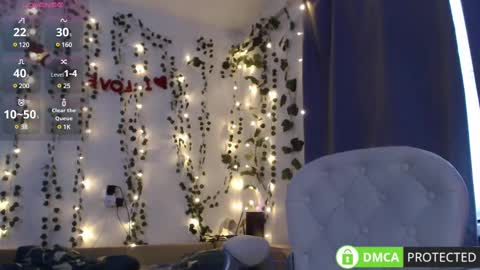 Mia online show from 02/13/25, 05:37