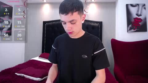 Snapshot of lawford_mike chatting on 01/20/25, 01:11 Mike online show from 01/20/25, 01:11