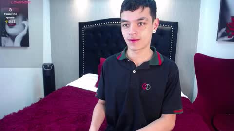 Snapshot of lawford_mike chatting on 02/19/25, 01:28 Mike online show from 02/19/25, 01:28