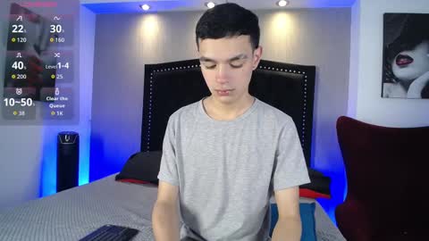 Snapshot of lawford_mike chatting on 09/20/25, 01:12 Mike online show from 09/20/25, 01:12