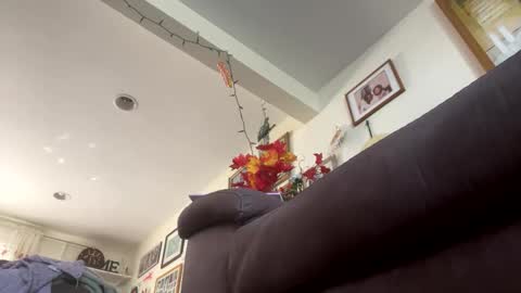 Snapshot of lawrencegreg106 chatting on 04/26/26, 07:33 lawrencegreg106 online show from 04/26/26, 07:33