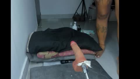 Snapshot of lawrenhills chatting on 03/16/26, 11:31 lawrenhills online show from 03/16/26, 11:31