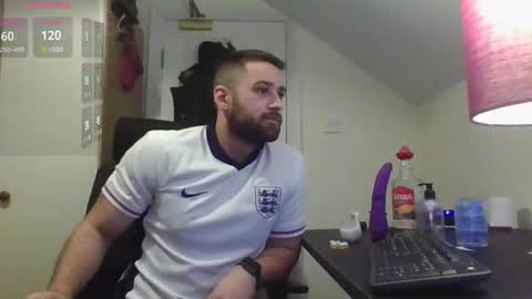 Snapshot of lawyerstud chatting on 10/02/25, 06:37 lawyerstud online show from 10/02/25, 06:37