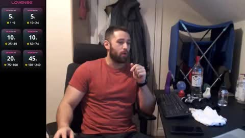 Snapshot of lawyerstud chatting on 10/22/25, 10:09 lawyerstud online show from 10/22/25, 10:09