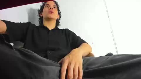 ZAmbrano online show from 09/11/25, 11:05