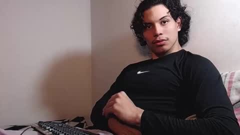Snapshot of lax777_ chatting on 04/21/26, 05:58 ZAmbrano online show from 04/21/26, 05:58