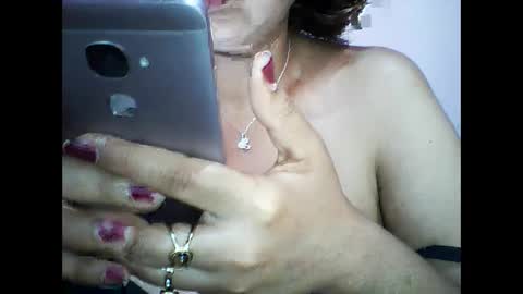 layanah12 online show from 01/08/25, 01:31