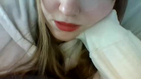 Snapshot of layannalea chatting on 01/20/25, 05:48 layannalea online show from 01/20/25, 05:48