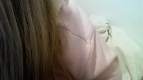 Snapshot of layannalea chatting on 03/04/25, 04:49 layannalea online show from 03/04/25, 04:49