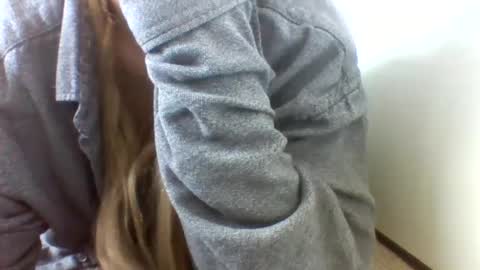 Snapshot of layannalea chatting on 09/26/25, 09:41 layannalea online show from 09/26/25, 09:41