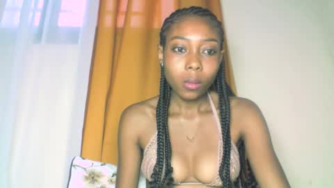 layannek online show from 10/21/25, 02:45