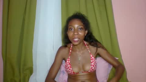 Snapshot of layannek chatting on 03/17/26, 06:44 layannek online show from 03/17/26, 06:44