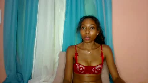 Snapshot of layannek chatting on 06/24/26, 05:34 layannek online show from 06/24/26, 05:34