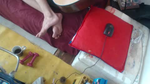 Snapshot of laye19 chatting on 02/19/25, 06:54 Laye19 online show from 02/19/25, 06:54