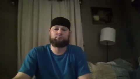 Snapshot of layinlow42 chatting on 02/02/25, 05:32 layinlow42 online show from 02/02/25, 05:32