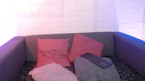 Layla online show from 02/17/25, 11:20