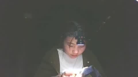 layla_999 online show from 01/15/26, 02:16