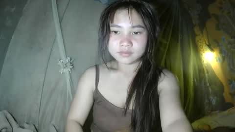 Snapshot of layla_999 chatting on 02/28/26, 12:00 layla_999 online show from 02/28/26, 12:00