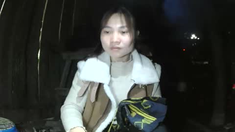 Snapshot of layla_999 chatting on 03/05/26, 01:23 layla_999 online show from 03/05/26, 01:23