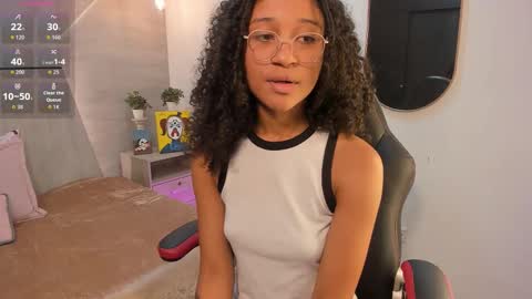 layla_clarke online show from 11/27/25, 03:30