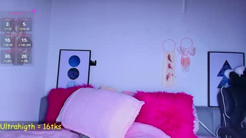 Layla online show from 01/07/25, 01:46