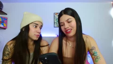 Snapshot of layla_roma chatting on 12/22/24, 06:26 Lia and Rachel online show from 12/22/24, 06:26