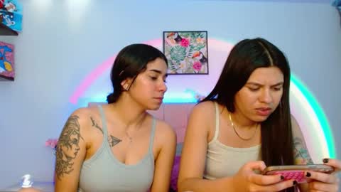 Snapshot of layla_roma chatting on 01/25/25, 04:45 Lia and Rachel online show from 01/25/25, 04:45