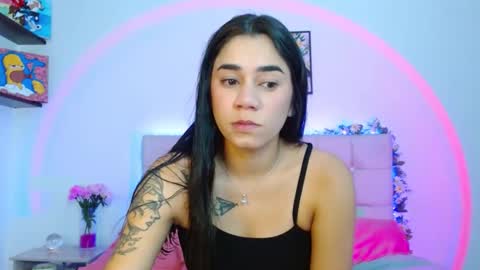 Snapshot of layla_roma chatting on 03/03/25, 01:21 Lia and Rachel online show from 03/03/25, 01:21