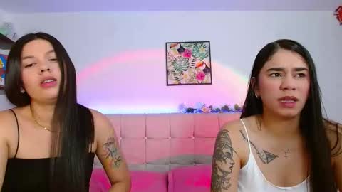 Snapshot of layla_roma chatting on 04/04/26, 11:46 Lia and Rachel online show from 04/04/26, 11:46