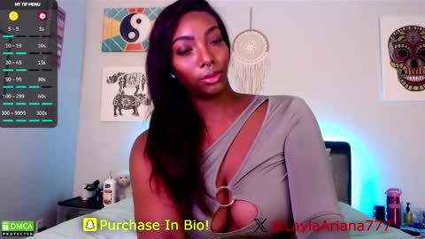 Snapshot of laylaariana69 chatting on 03/26/26, 02:50 LaylaAriana online show from 03/26/26, 02:50