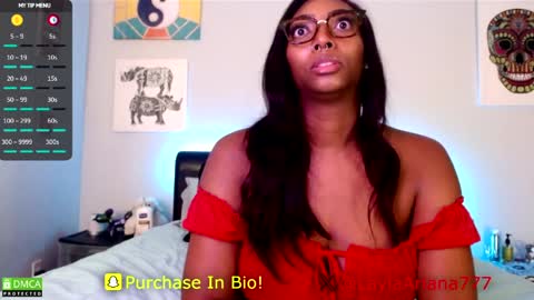 Snapshot of laylaariana69 chatting on 03/27/26, 02:28 LaylaAriana online show from 03/27/26, 02:28