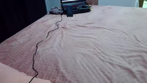 kelly online show from 01/29/25, 01:58