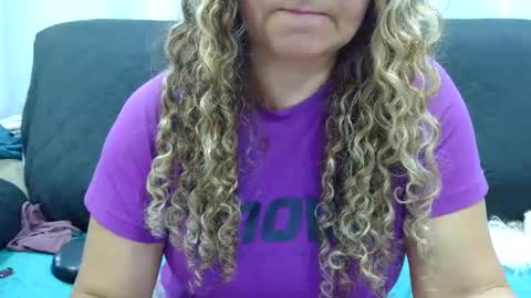 kelly online show from 01/31/25, 04:47